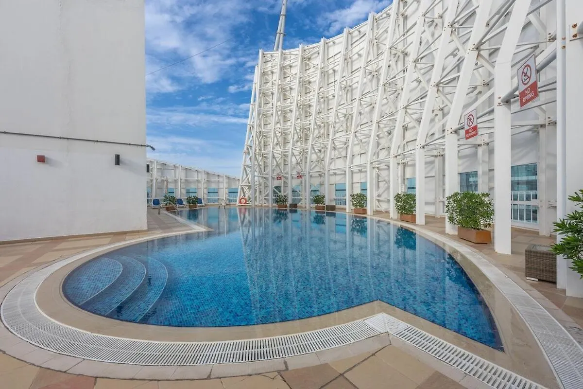 Lovely 1-Bedroom Apartment Perfect For 4 In Jlt Dubai