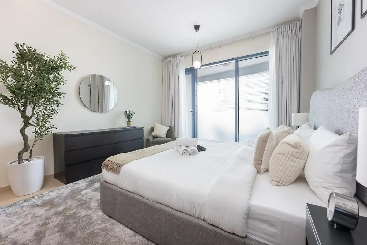 Lovely 1-Bedroom Apartment Perfect For 4 In Jlt Dubai United Arab Emirates